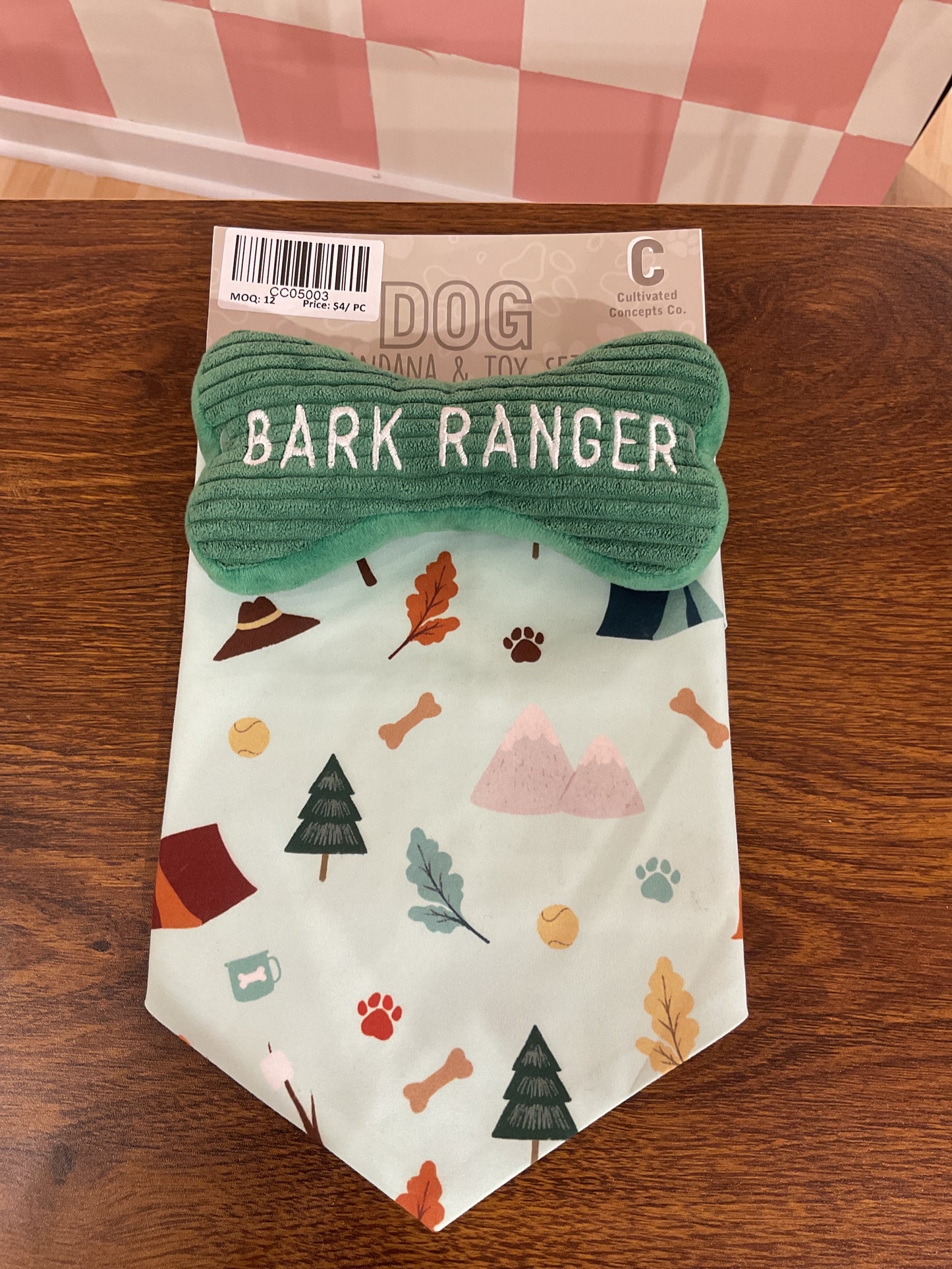 DOG BANDANA +TOY SET/ BARK RANGER/30"